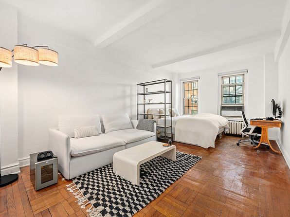 24 5th Ave APT 706, New York, NY 10011