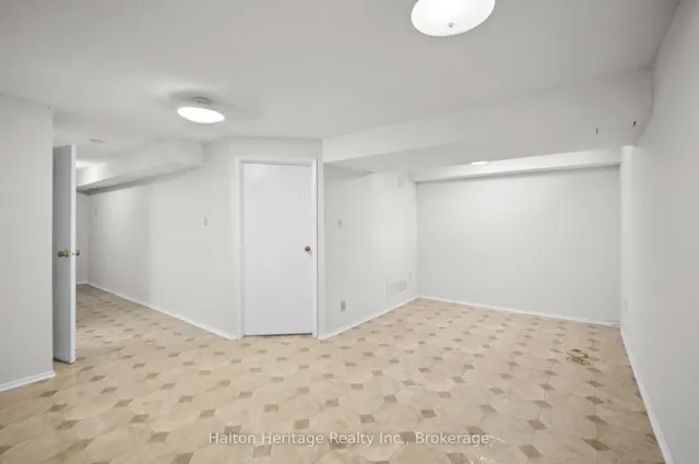 Additional image 38 of 1556 Lancaster Dr Unit 71