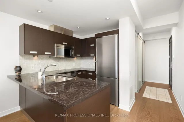 Additional image 9 of 90 Park Lawn Rd Unit 2815