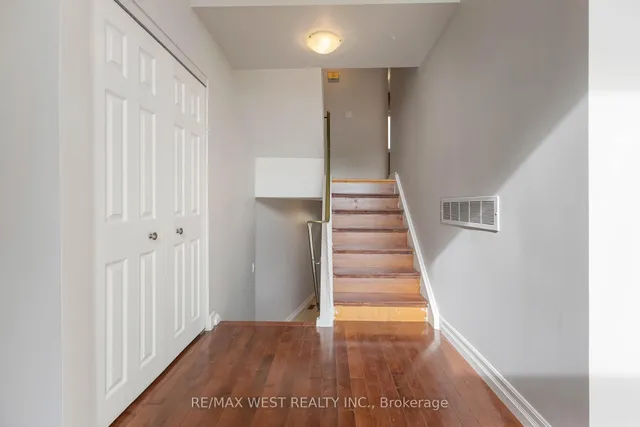 Additional image 22 of 290 Sprucewood Crt Unit 45