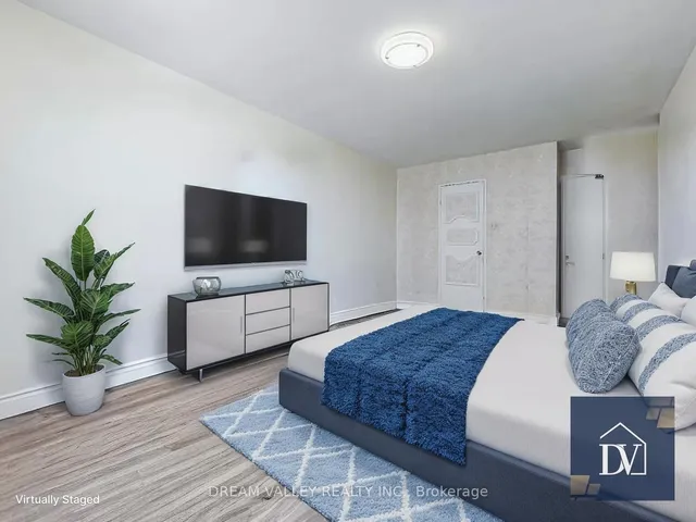 Additional image 3 of 3420 EGLINTON Ave Unit 505