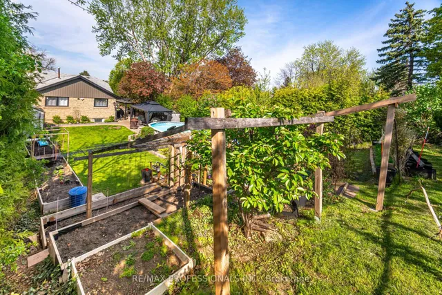 Additional image 45 of 52 Lorraine Cres