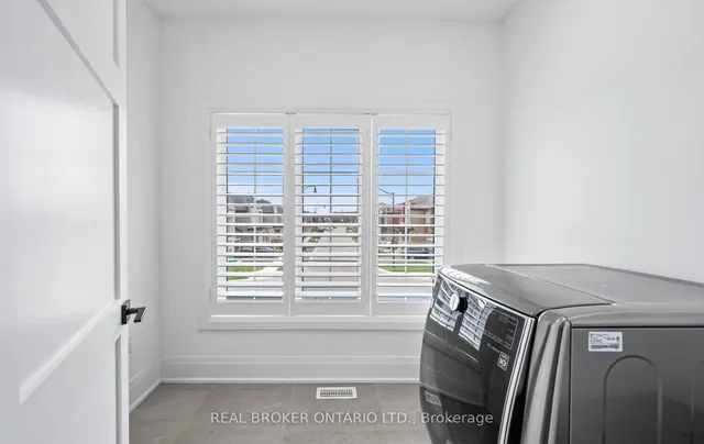 Additional image 48 of 547 Veterans Dr