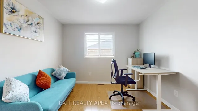 Additional image 34 of 77 Commodore Dr