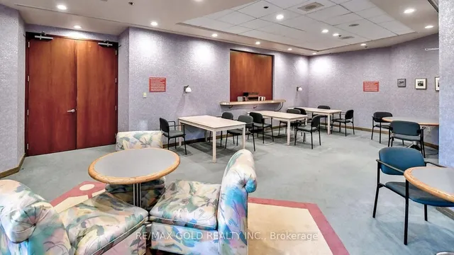 Additional image 33 of 38 Elm St Unit 3003