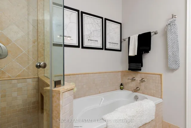 Additional image 27 of 25 Earlington Ave Unit PH613