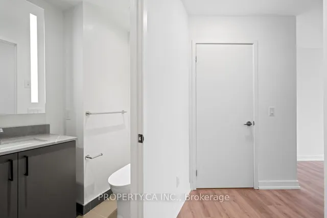 Additional image 8 of 135 East Liberty St Unit 1003