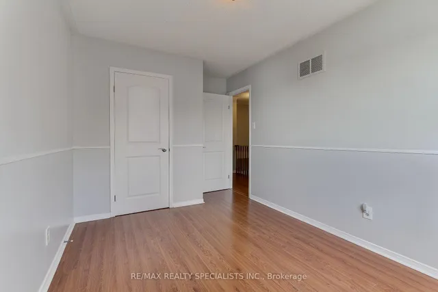 Additional image 36 of 98 Tulip Dr