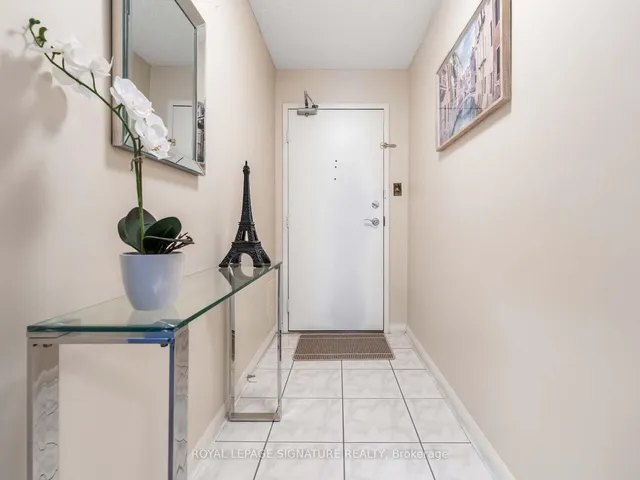 Additional image 4 of 1300 Mississauga Valley Blvd Unit 1403