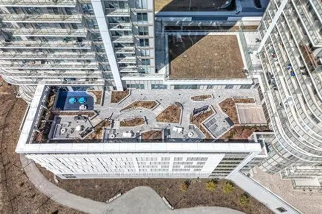 Additional image 4 of 2031 Kennedy Rd Unit 3620