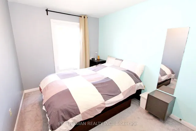 Additional image 25 of 19 Sandyhook Sq