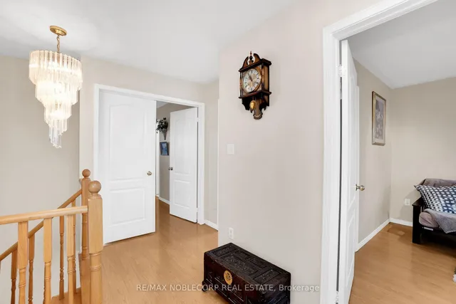 Additional image 24 of 129 Queen Mary Dr