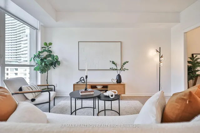 Additional image 14 of 21 Grand Magazine St Unit 710