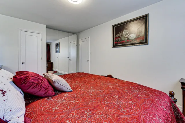 Additional image 20 of 1261 Consort Cres