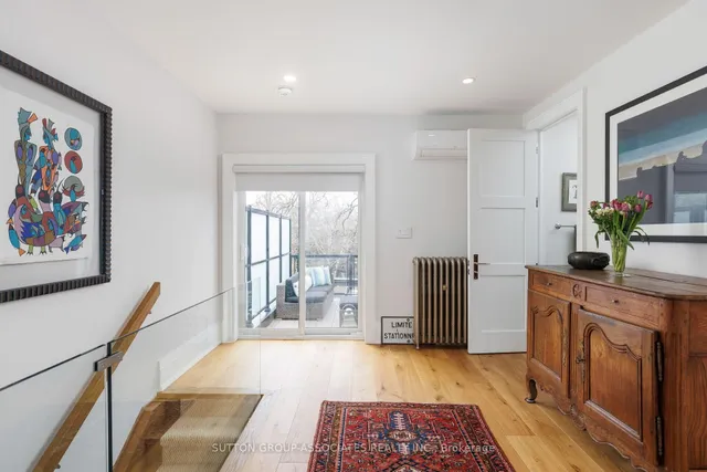 Additional image 27 of 38 Howland Ave