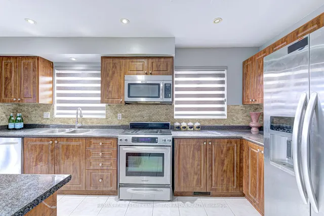 Additional image 17 of 18 Abell Dr