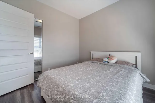 Additional image 16 of 102 Grovewood Common Cres Unit 319