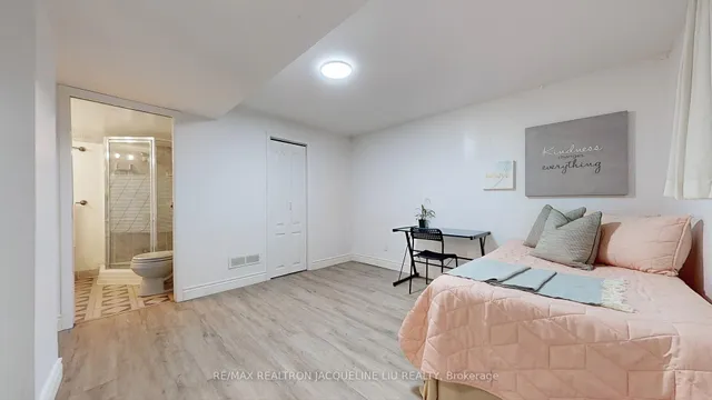 Additional image 24 of 90 Old Sheppard Ave