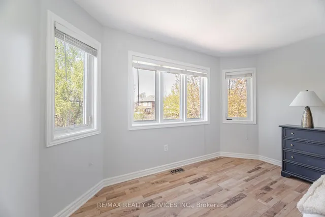 Additional image 21 of 69 Harbourtown Cres