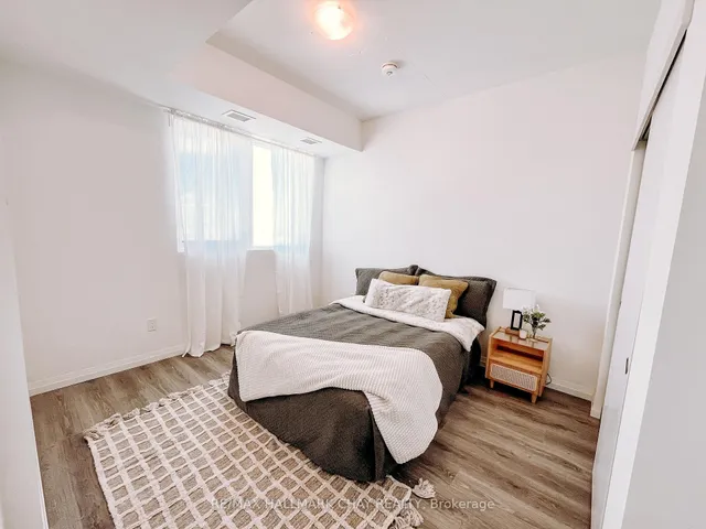 Additional image 10 of 108 Garment St Unit 2401