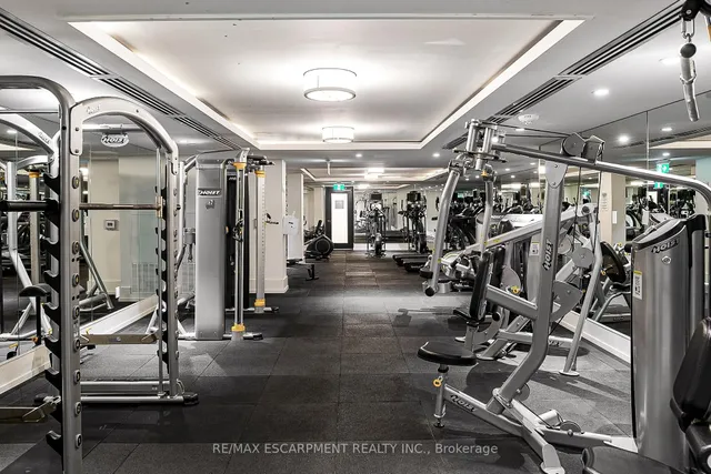 Additional image 49 of 955 BAY St Unit 1809