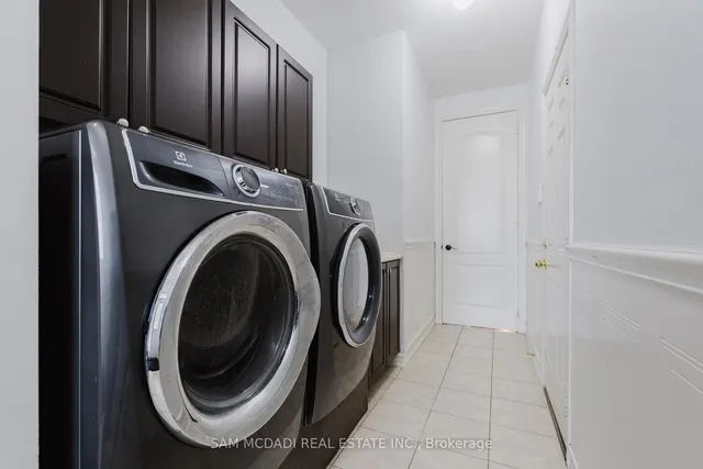 Additional image 15 of 700 Serafini Cres