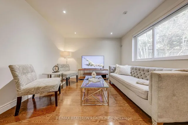 Additional image 39 of 55 Tollerton Ave