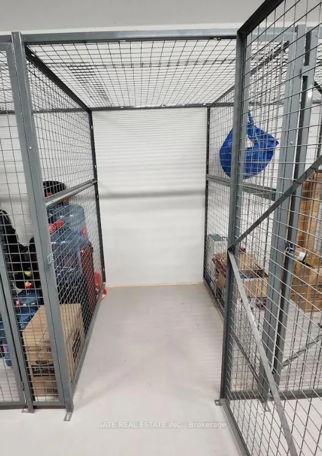 Additional image 24 of 20 In on the Park Dr Unit 1730