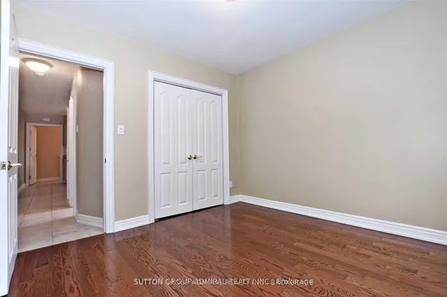 Additional image 33 of 555 Royal York Rd