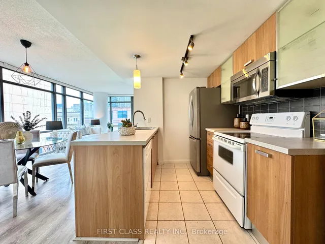 Additional image 10 of 38 Grenville St Unit 1107