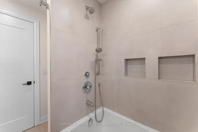 Additional image 26 of 19 Vanderbrent Cres