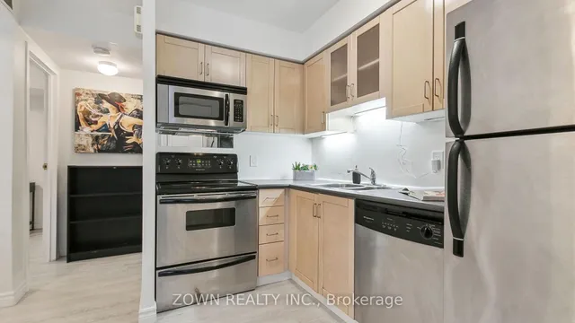 Additional image 20 of 54 East Liberty St Unit 1044