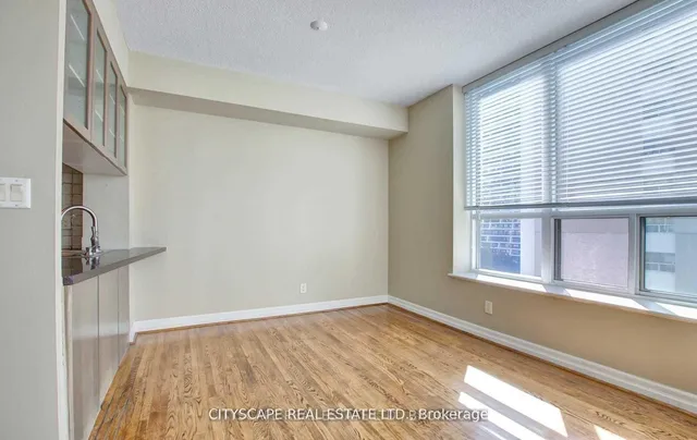 Additional image 22 of 70 Alexander St Unit 802