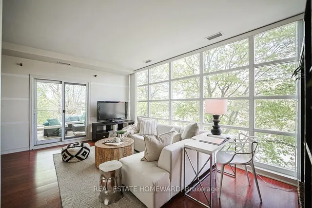 Additional image 3 of 1 Leaside Park Dr Unit 209