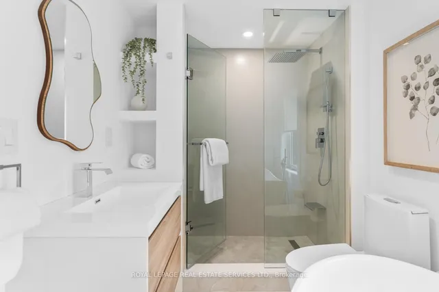 Additional image 36 of 719 St Clarens Ave