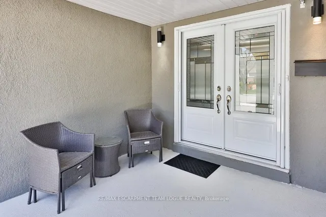 Additional image 5 of 685 CASTLEGUARD Cres