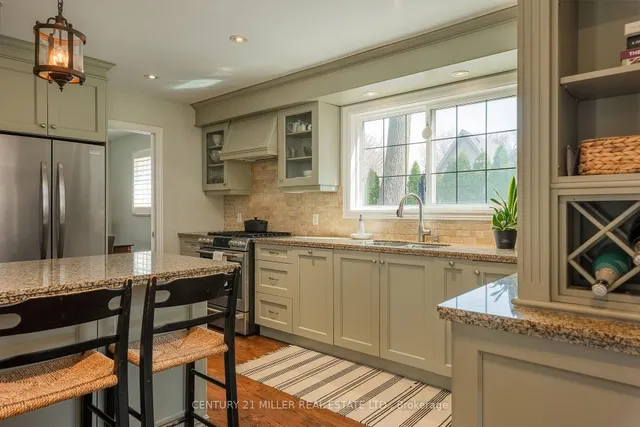 Additional image 9 of 411 Canterbury Cres