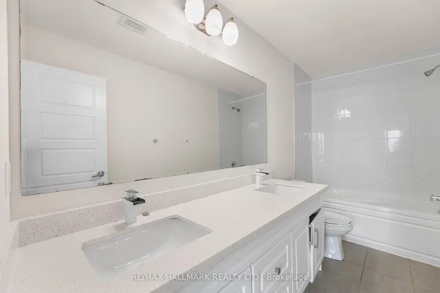 Additional image 17 of 134 Lemieux Crt