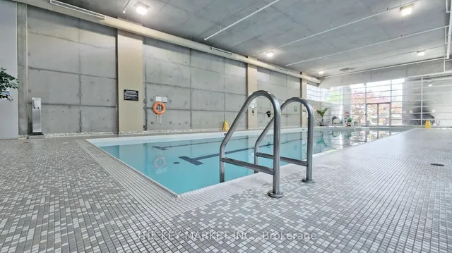 Additional image 37 of 81 Navy Wharf Crt Unit 315