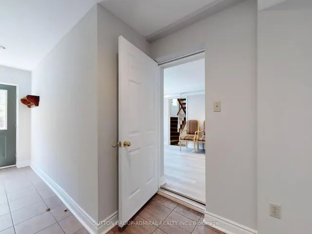 Additional image 32 of 248 Glengrove Ave