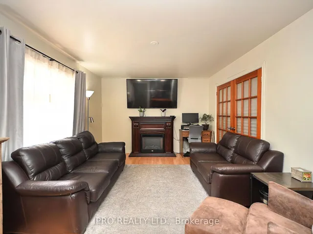 Additional image 13 of 13 Avon Park Dr