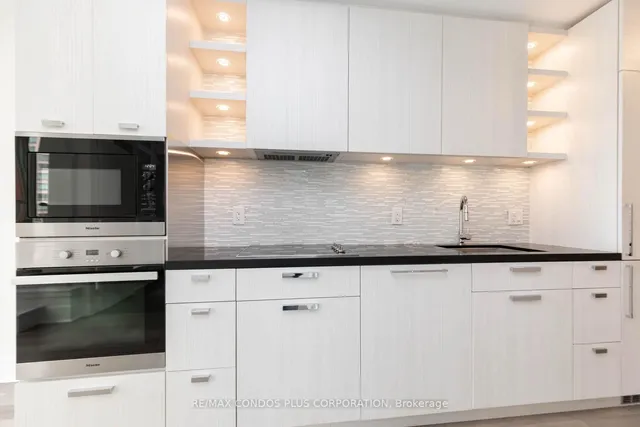 Additional image 10 of 32 Davenport Rd Unit 306