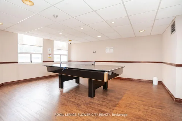 Additional image 32 of 3650 Kaneff Cres Unit 801