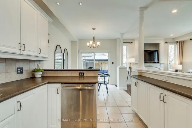 Additional image 18 of 5331 Applegarth Dr