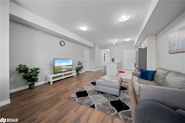 Additional image 5 of 182 Oat Lane