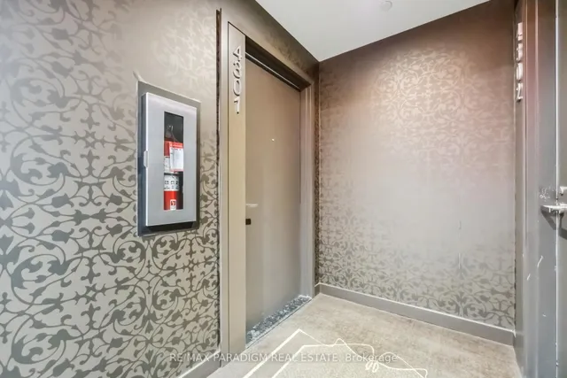 Additional image 5 of 197 Yonge St Unit 4301