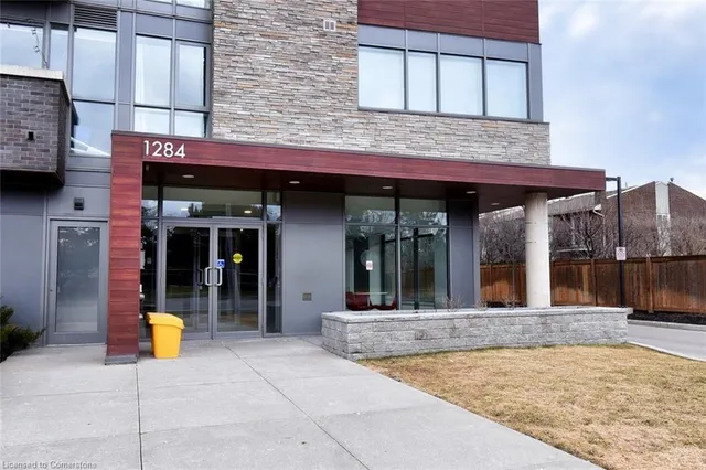 Additional image 2 of 1284 Guelph Line Unit 421