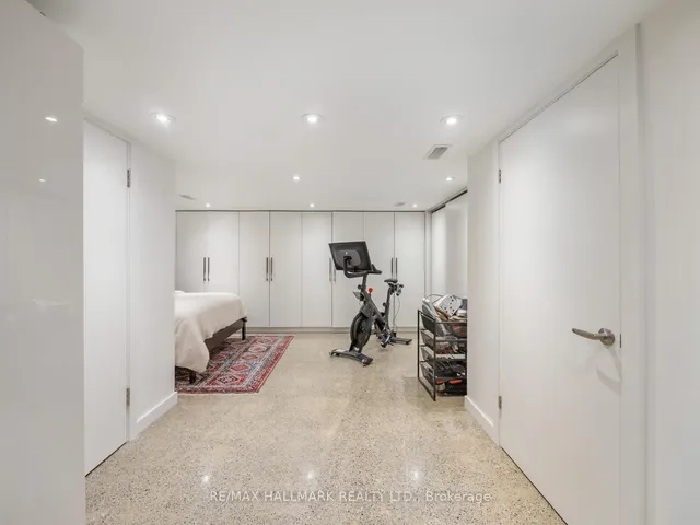 Additional image 38 of 29 Treadway Blvd