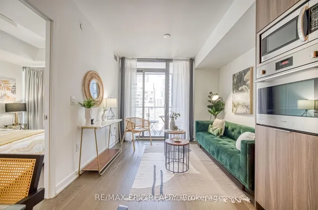 Additional image 14 of 11 Wellesley St Unit 909