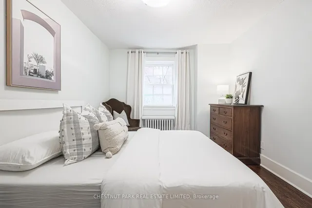 Additional image 29 of 480 Oriole Pkwy Unit 111